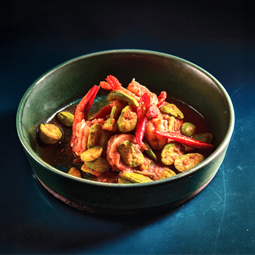 Stir Fried Pork or Prawns With Bitter Green Beans In Red Curry
